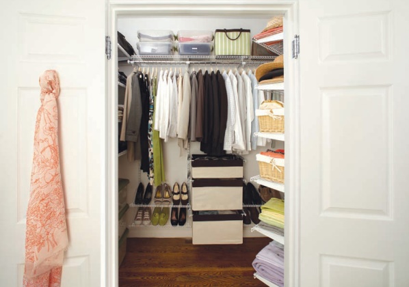 Closet with clothes and shoes